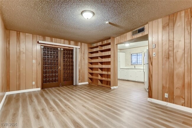 Building Photo - 3705 Haddock Ave