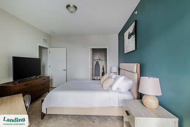 Building Photo - 1431 Dixie Hwy