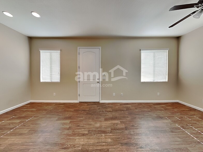 Building Photo - 20025 N 20th St