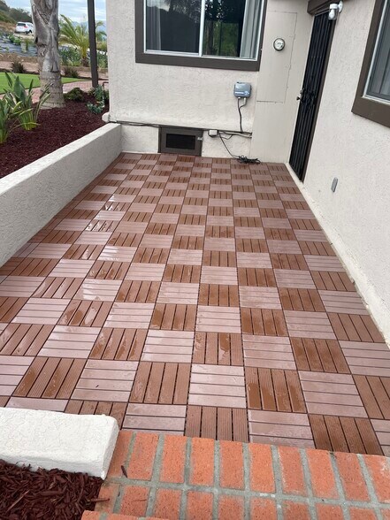 Patio - 22947 San Vicente Rd
