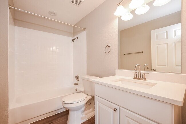 Building Photo - 8562 Fort Thomas Way