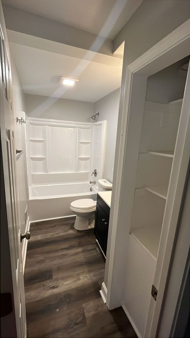 Building Photo - 112 Courtney Cir