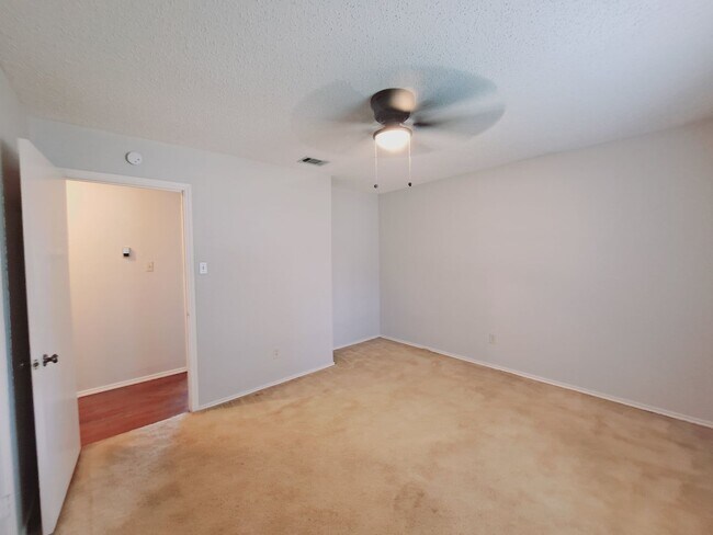 Building Photo - 3917 St Christopher Ln