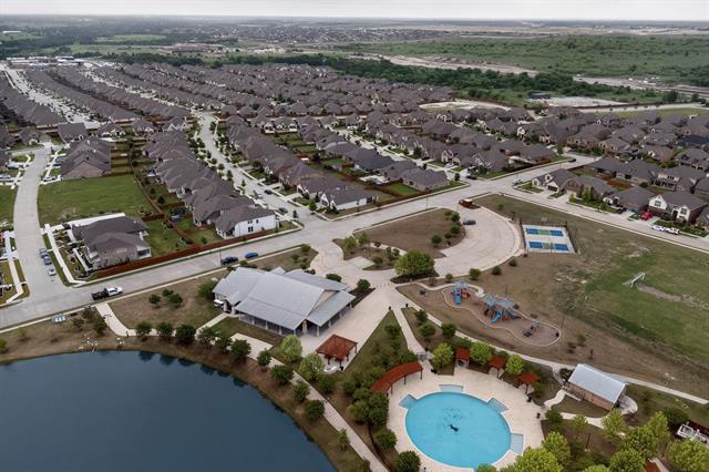 Building Photo - 15049 Chipwood Dr