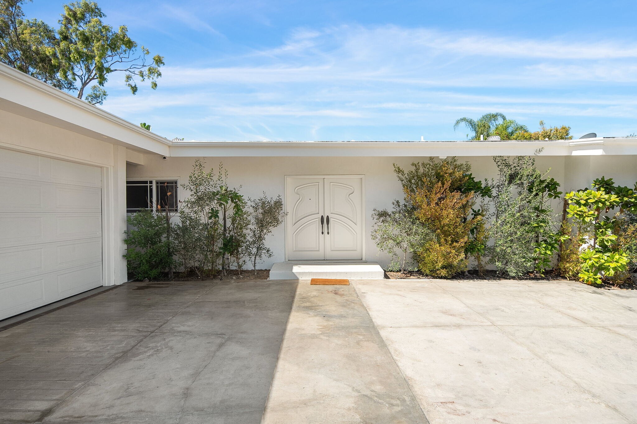 Building Photo - 1641 Tower Grove Dr