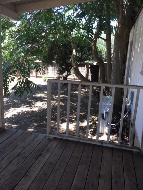 Building Photo - 12434 N Friant Rd