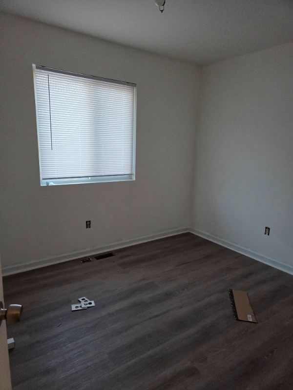 Building Photo - 17541 E 10 Mile Rd