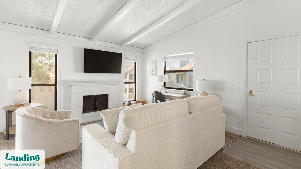 Building Photo - 5272 Tamarus St