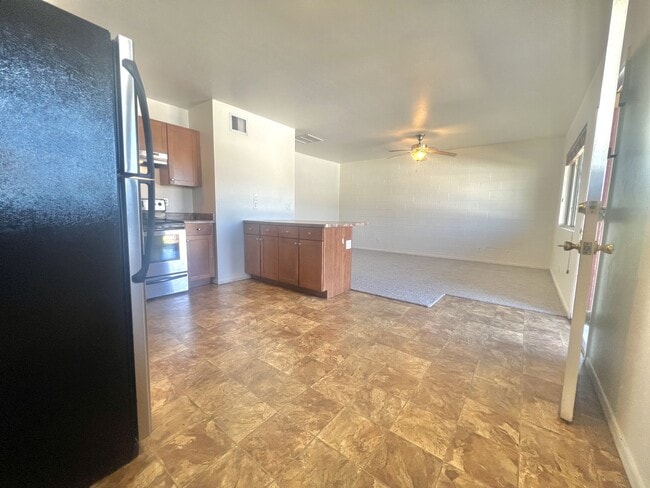 Building Photo - 2821 N Columbus Blvd