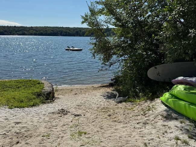 Building Photo - 300 Bantam Lake Rd