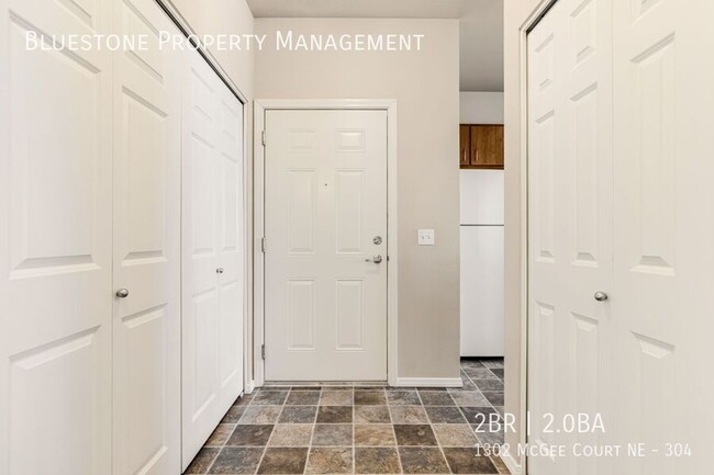 Building Photo - 1302 Mcgee Ct NE