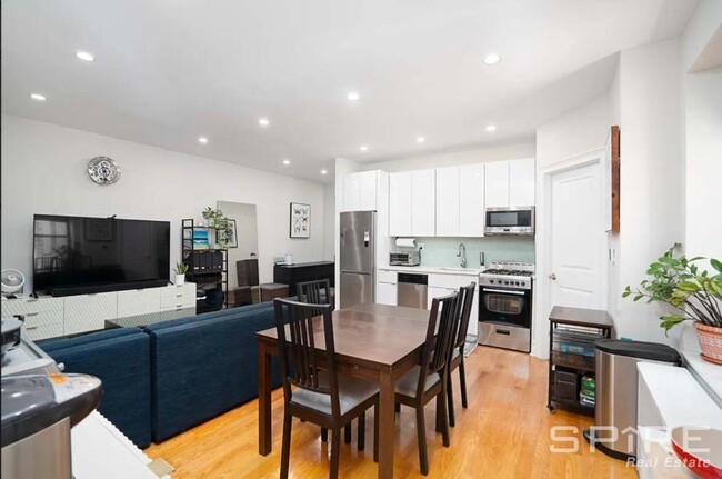 Building Photo - 2 bedroom in NEW YORK NY 10033