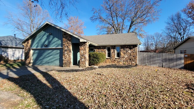 Primary Photo - Great Basement home with tons of room