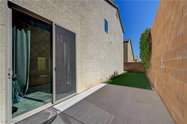 Building Photo - 9929 Markhorn Ct