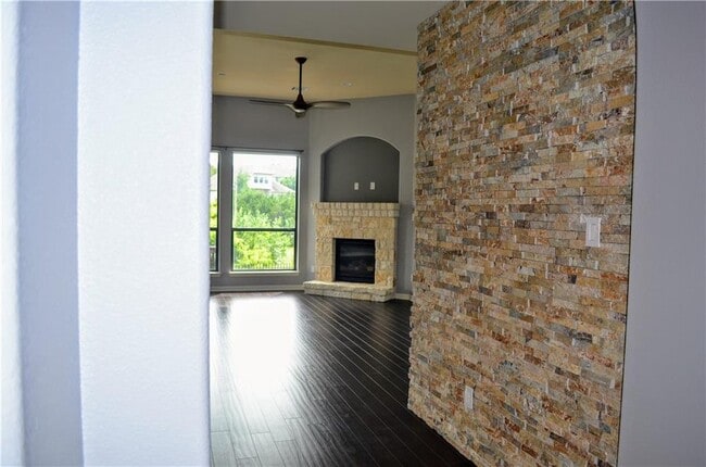 Building Photo - 117 Calima Cove