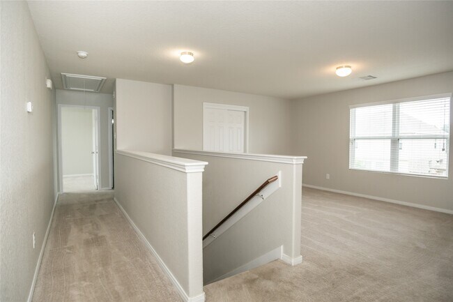 Building Photo - 2535 Elm Crossing Trail