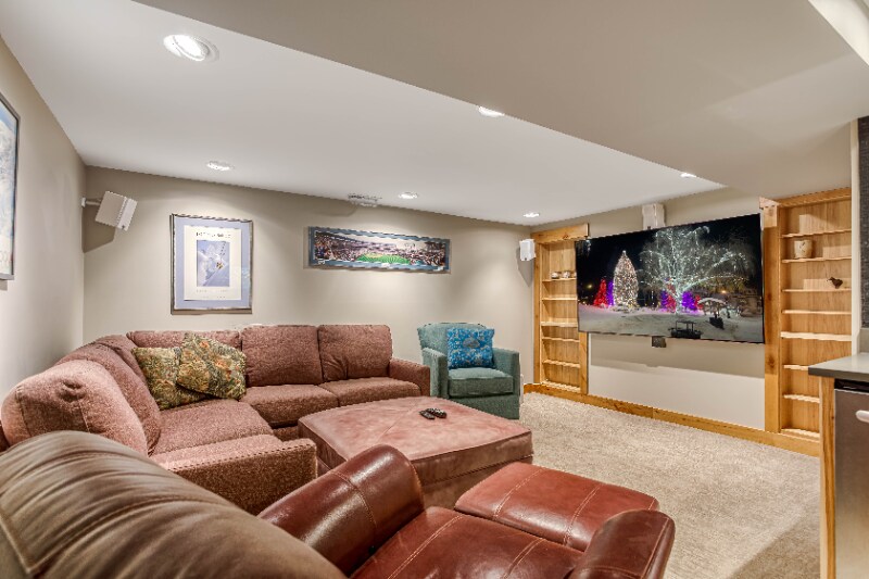 Building Photo - 1221 Commercial St