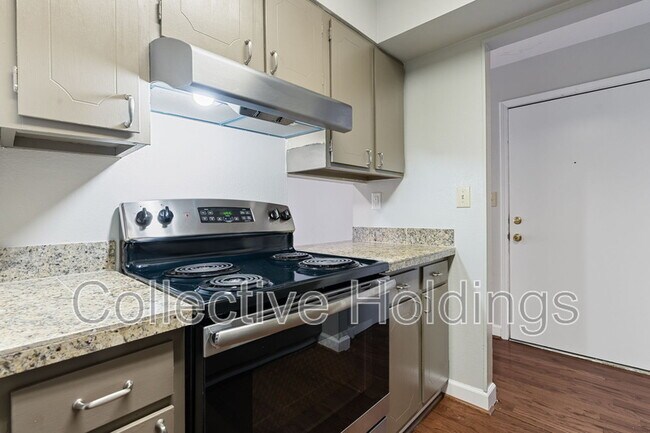 Building Photo - 150 Old Montgomery Hwy