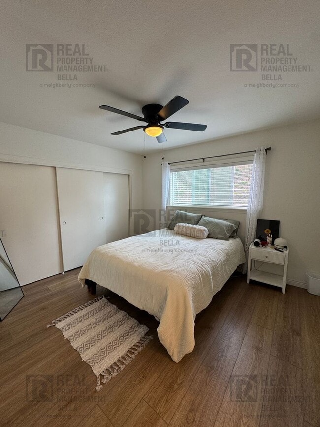 Building Photo - Charming 2-Bed, 2-Bath Condo in the Heart ...
