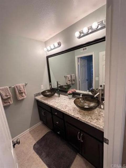 Building Photo - 1575 Moonbeam Ln
