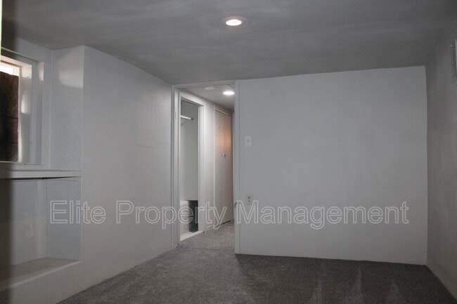 Building Photo - 315 E City Center Dr