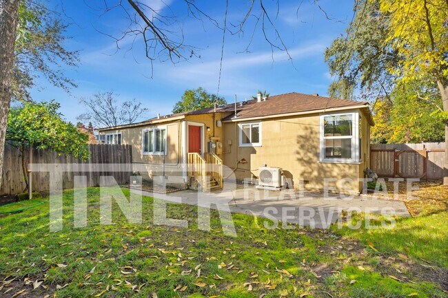 Building Photo - 2305 Garfield Ave