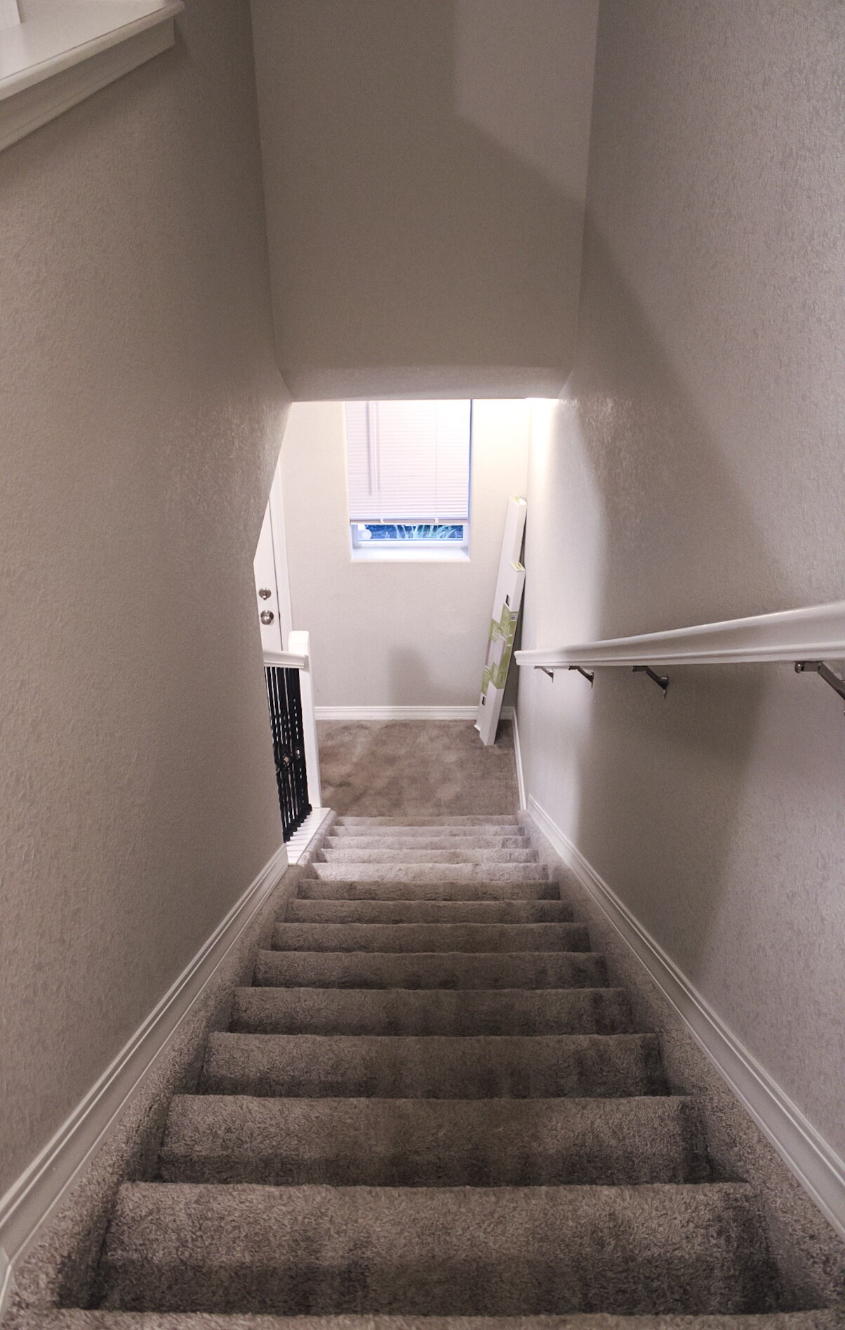 STAIRS DOWNARD VIEW - 4159 Samaritan Loop
