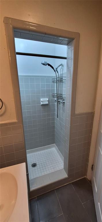 Building Photo - 605 Dalrymple Rd