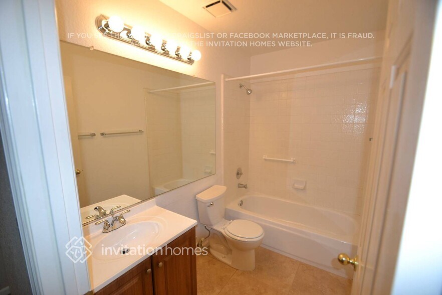 Building Photo - 8724 Kentshire Way