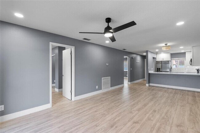 Building Photo - 39132 Co Rd 54