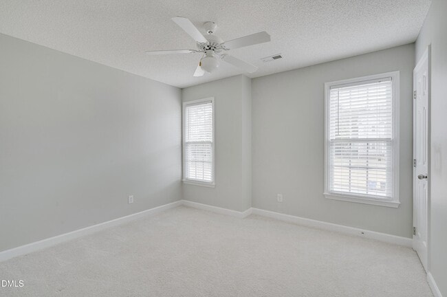 Building Photo - 5900 Eaglesfield Dr