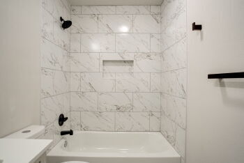 Building Photo - Fully updated 2/1 In Levelland!