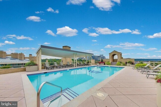 Building Photo - 3030 K St NW