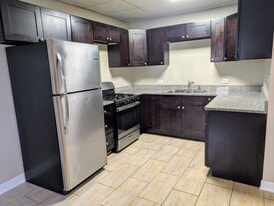 Building Photo - 817 N 23rd Ave