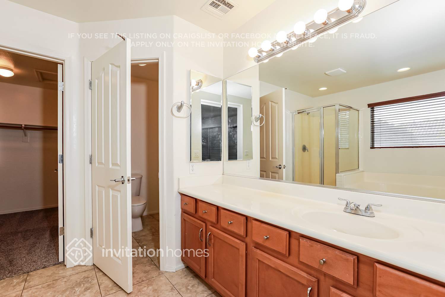 Building Photo - 19335 E Canary Way