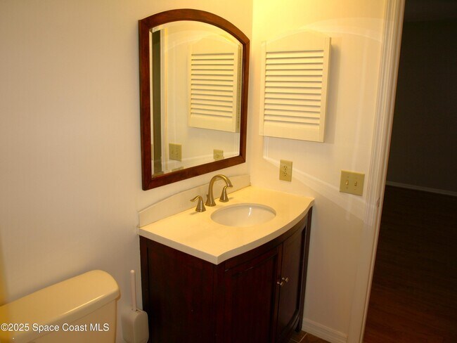 Building Photo - 831 Greenwood Manor Cir