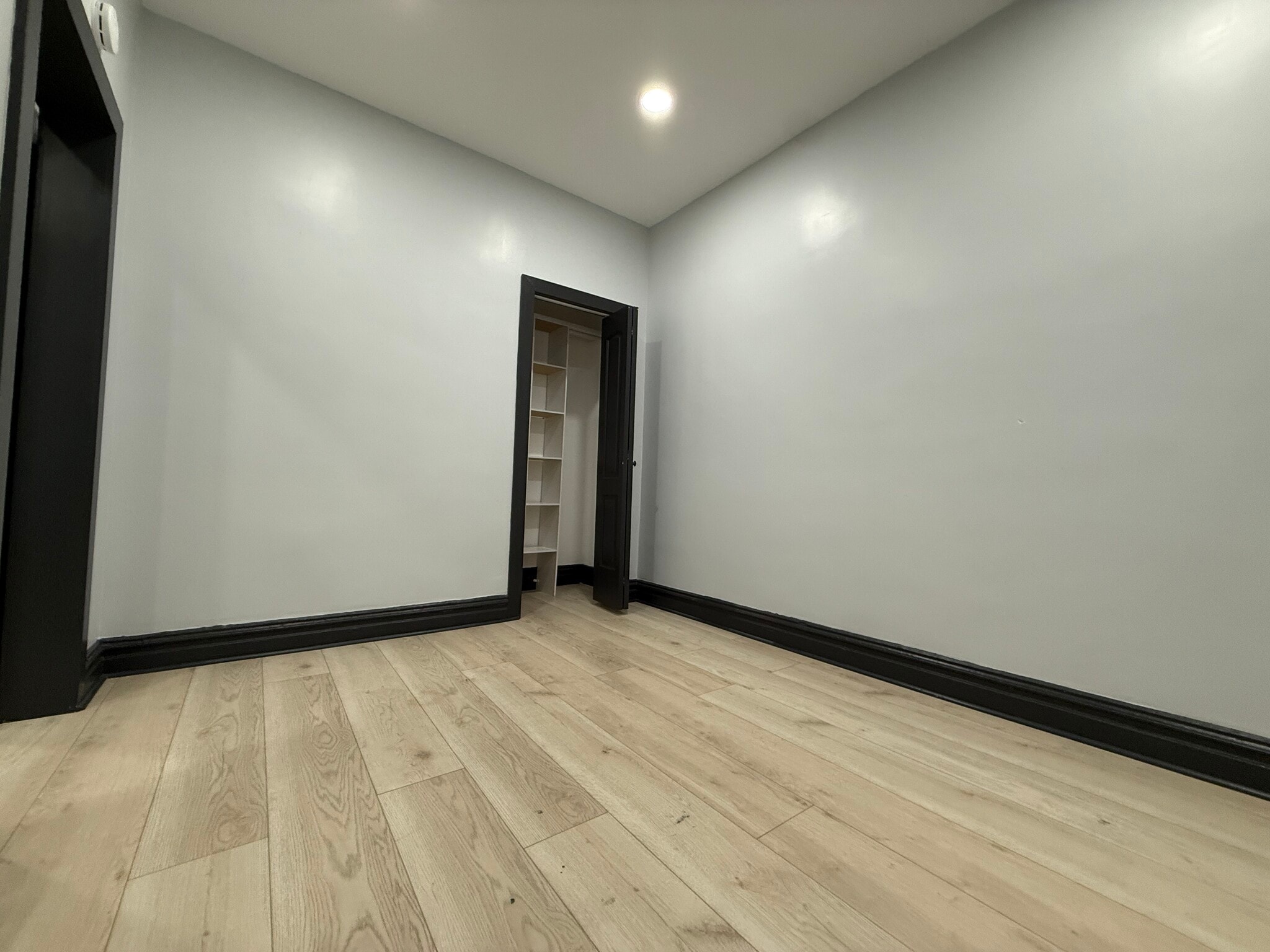 Building Photo - 58 62nd St