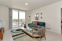 Building Photo - 1710 SW 27th Ave