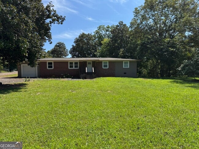 Primary Photo - 244 Railroad Ave