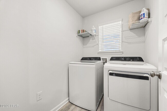 Building Photo - 5072 Windrow Way