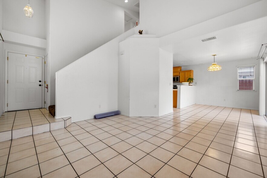 Building Photo - 1415 Stoney Creek Rd