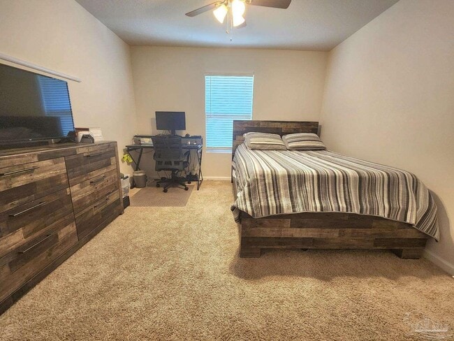 Building Photo - 5379 Peach Dr