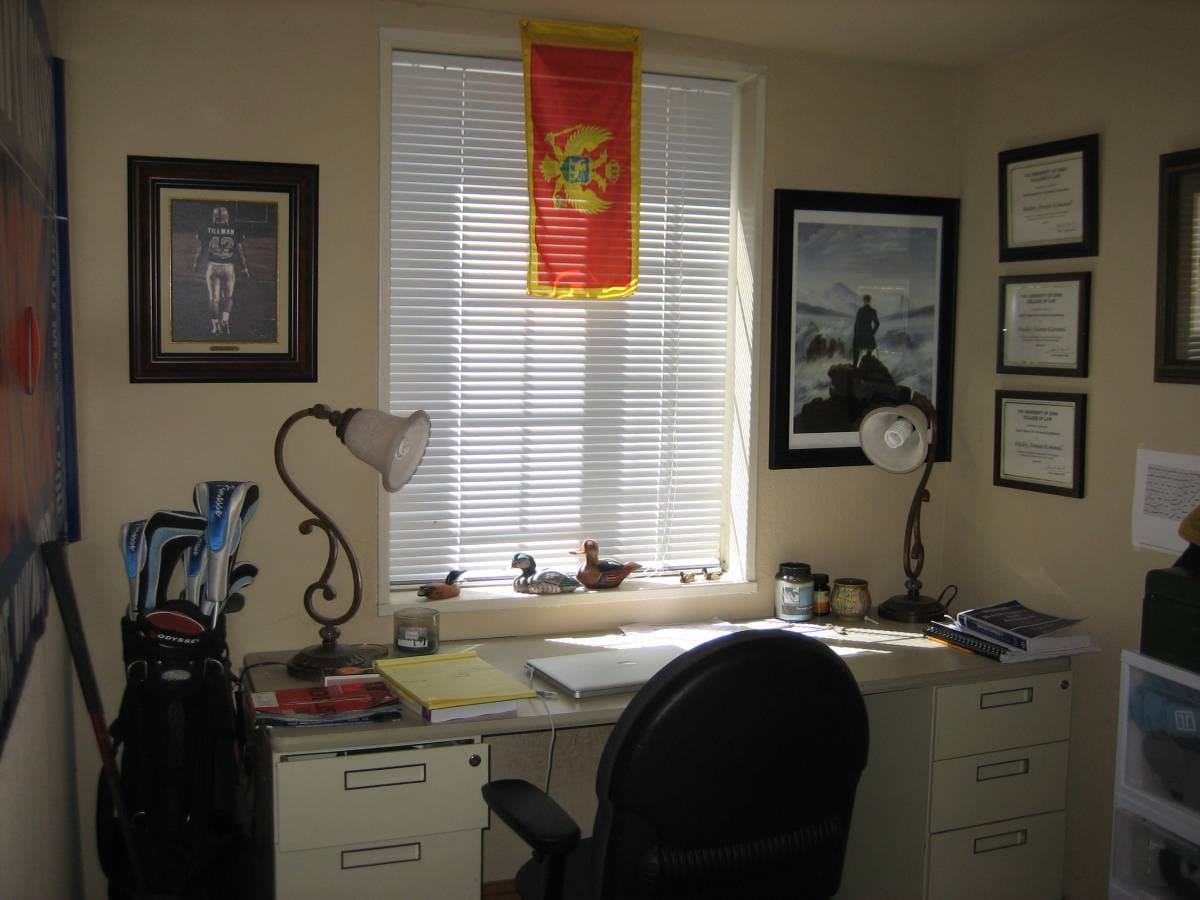 Building Photo - 303 Grandview Ct