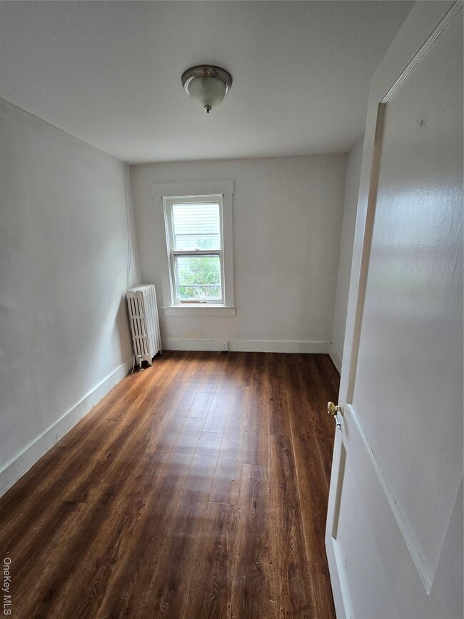 Building Photo - 469 1st St