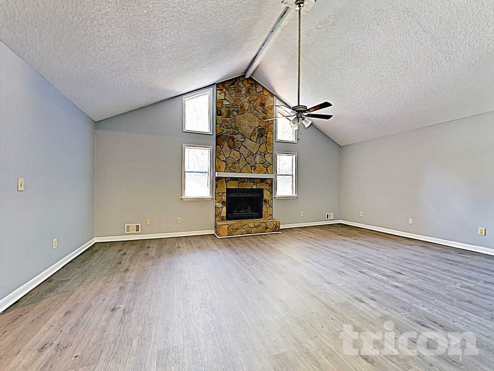 Building Photo - 4580 Woodcroft Cove