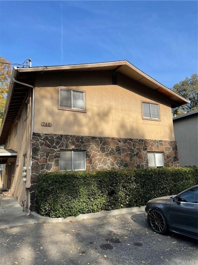 Building Photo - 746 Rancheria Dr