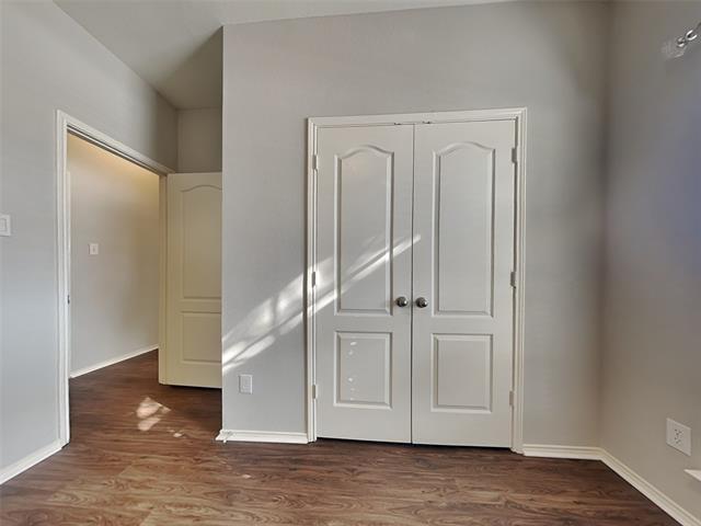 Building Photo - 8401 Greenfield Dr