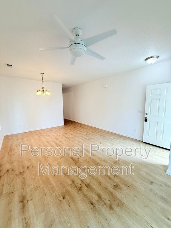 Building Photo - 11706 NW 28th Ave