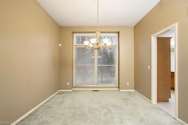 Building Photo - 42104 Echo Forest Dr