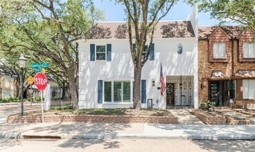 Building Photo - 8638 Oakford Dr